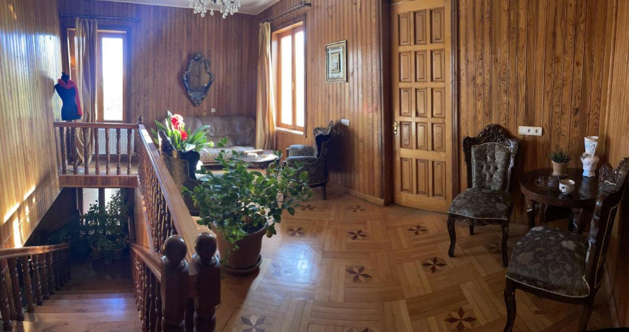 Guesthouse Georgia Sagarejo Bagian luar foto