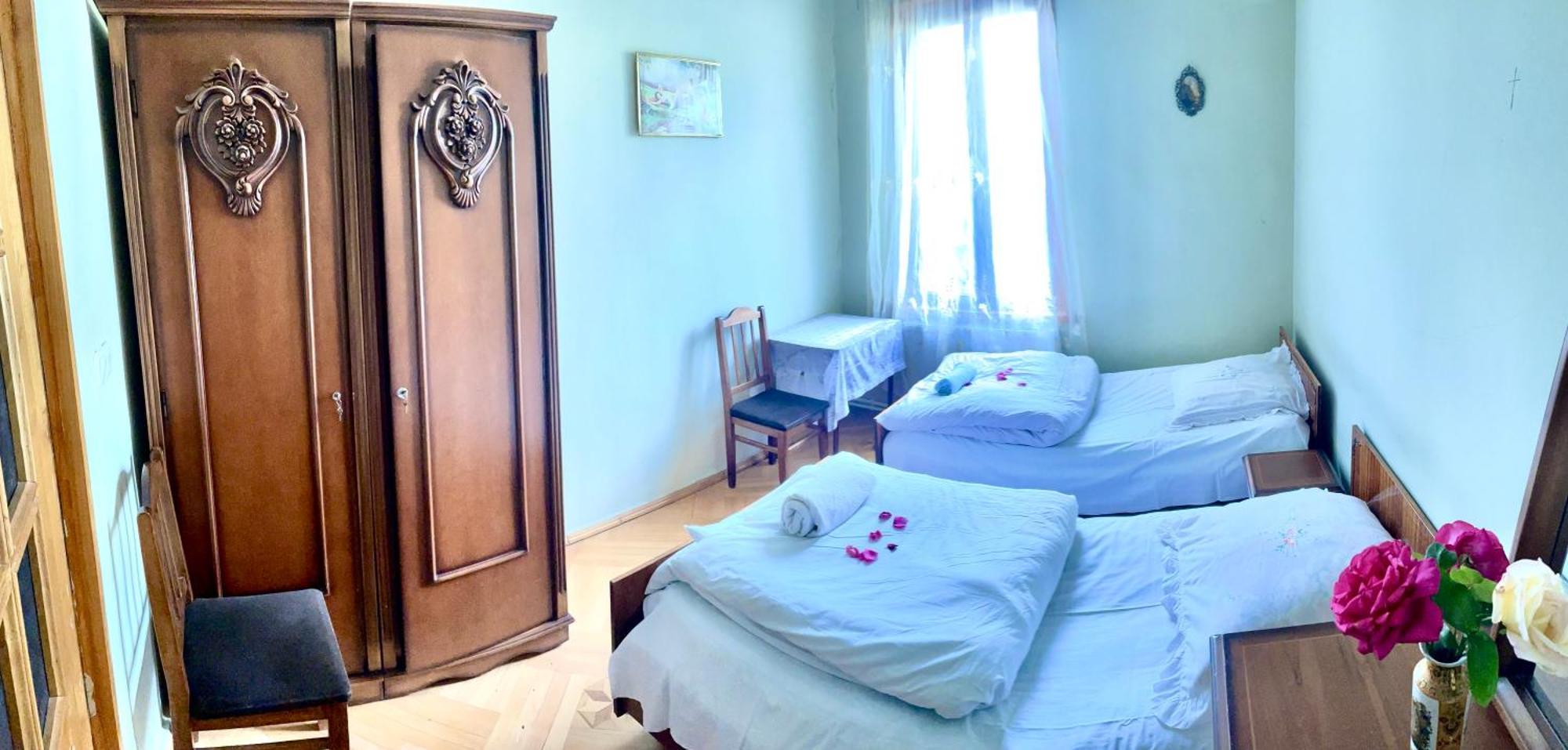 Guesthouse Georgia Sagarejo Bagian luar foto
