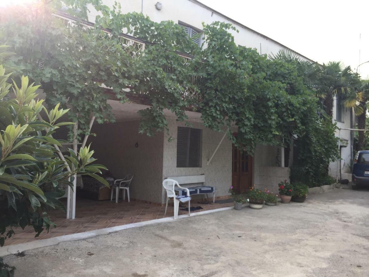 Guesthouse Georgia Sagarejo Bagian luar foto